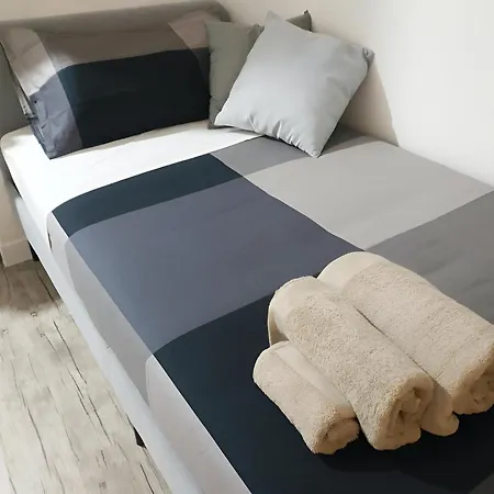 Bed Napoli-3