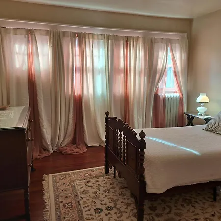 Harriott House, The Gallery Forest Room-2
