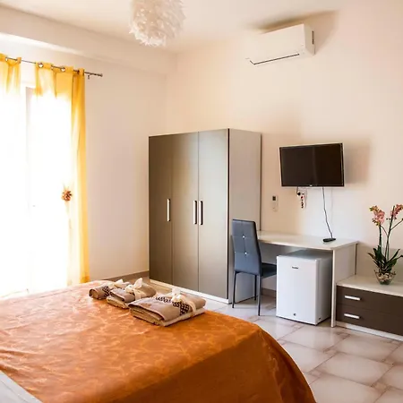 Blu Mare Lampedusa Bed And Breakfast-3