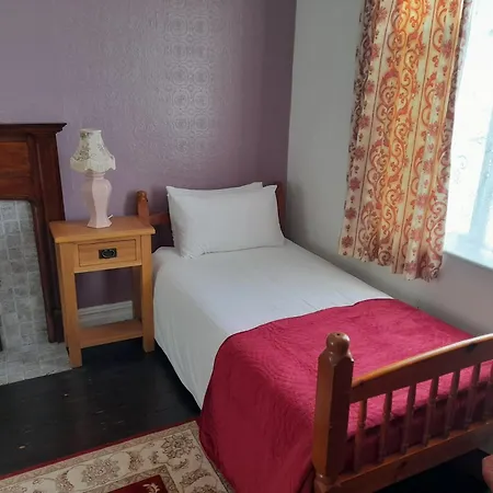Kingsway Bed & Breakfast-3
