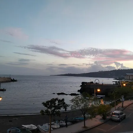 B&B La Spiaggetta Di Stazzo-3