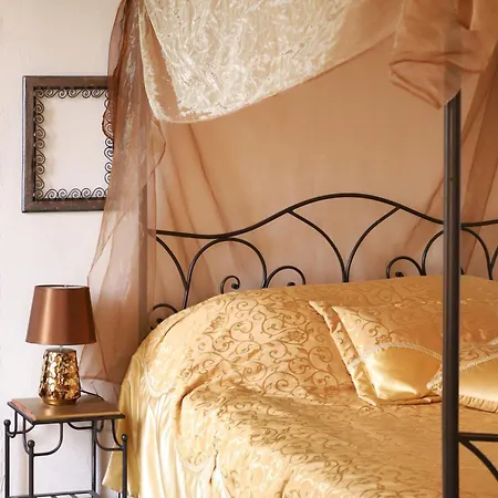 Chambre d'Hôtes La Marlotte-2