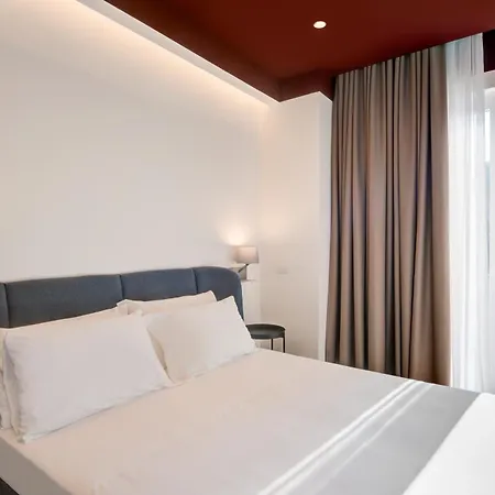 Well Suites - Piazza dei Martiri-3