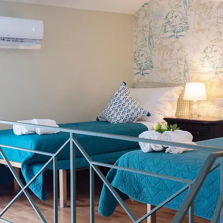 Donna Adelina Guesthouse-2
