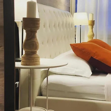Central Suite Bed&Breakfast-2