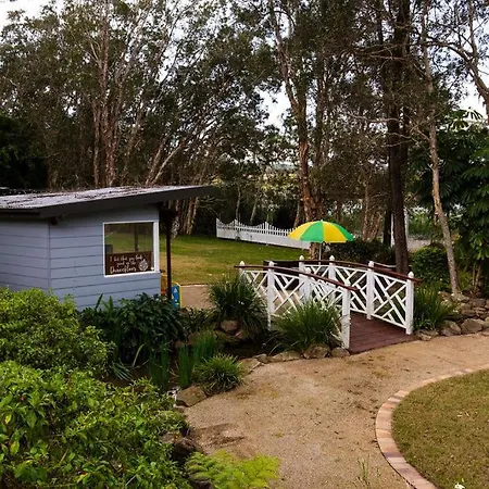Lake Russell Lakeside Retreat-3