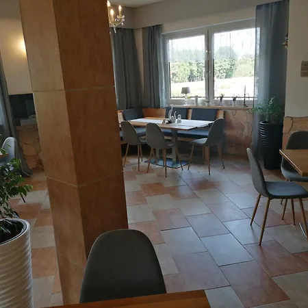 Pension Arkadenhof-3