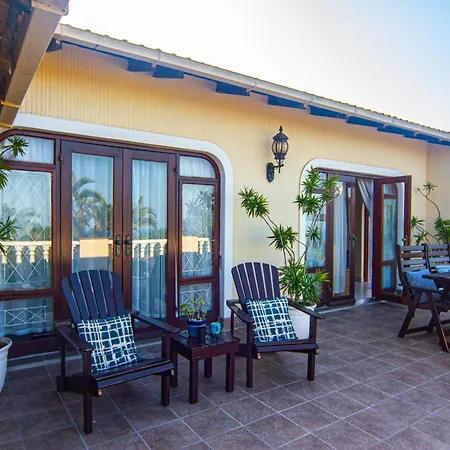La Loggia Bed And Breakfast-2
