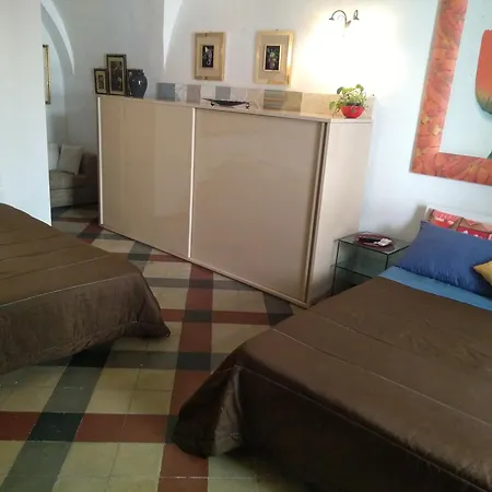 House Vintage-3