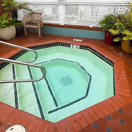 Inn On Summerhill-2