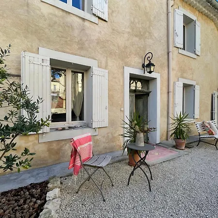 Villa Velleron - Guesthouse In A Picturesque Village-3