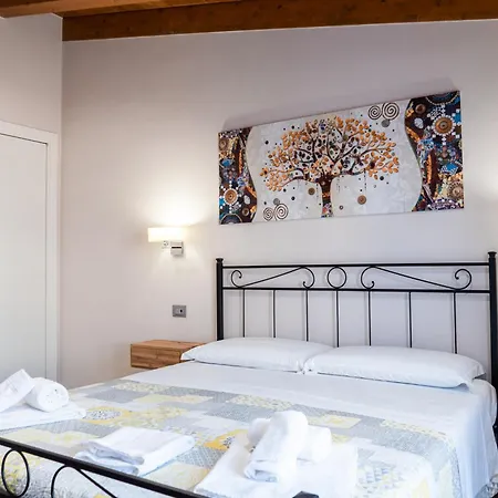 Il Beccaria Relais B&B-3