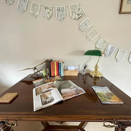 Eagle House - Award Winning B&B And Apartment-3