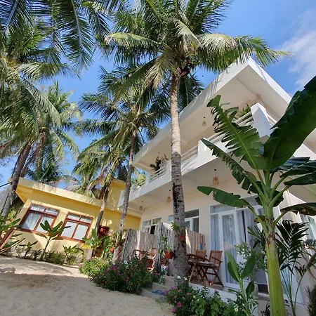 Lucky Spot Beach Bungalow-2
