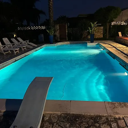 Villa Inserra Deluxe-3