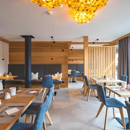 Garni Residence Alnoe - Adults Only Dolomites-2