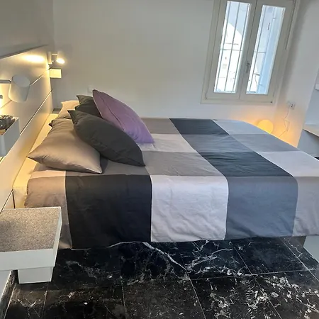 Casabah Bed & Breakfast-3