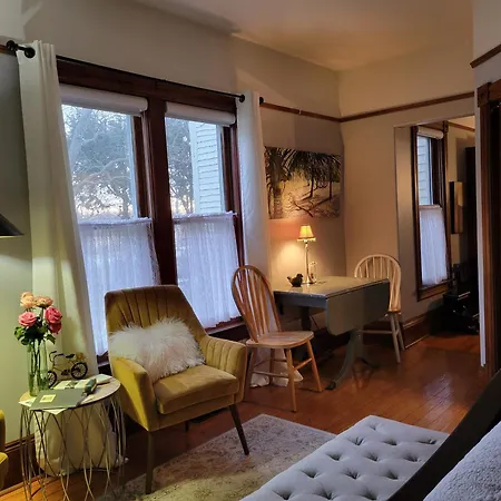 The Walnut Grove Bnb-2