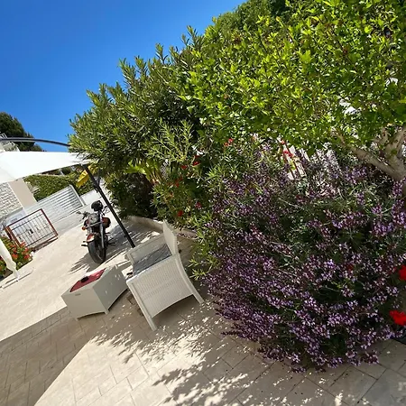 LaGarolina Del Conero B&B-2