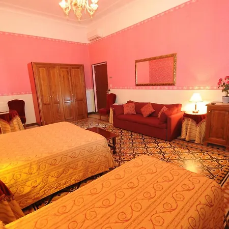 Hotel Sweet Home-3