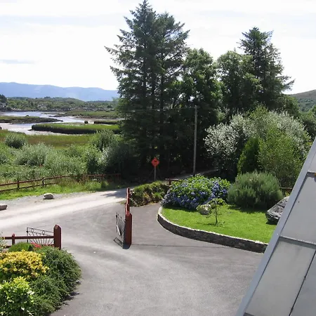 Sneem River Lodge Bed & Breakfast-3