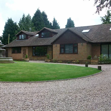 Barncroft Luxury Bed & Breakfast - Top Rated Near Birmingham Nec & Airport-3