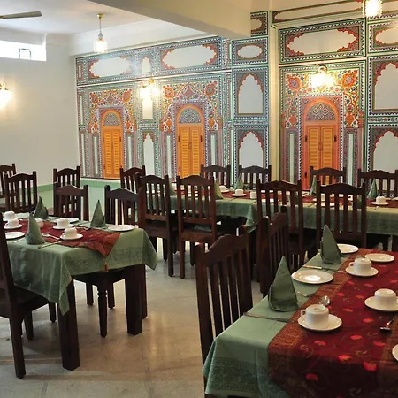 Rani Mahal Hotel-3