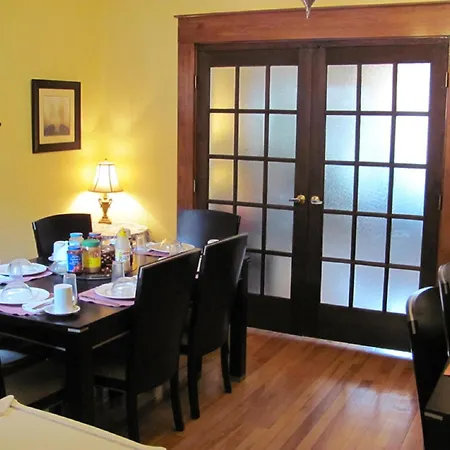 Rideau Inn-3