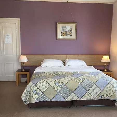 Windsor Lodge B&B-2