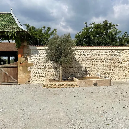 Chateau De Vaugelas - Charmant Domaine Pres De Valence-2