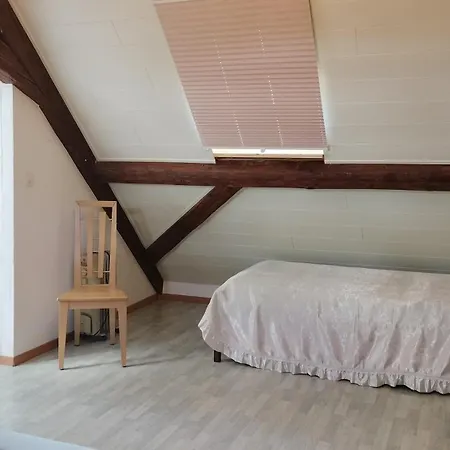 BnB LES OISEAUX, chez Lidia, 26m2 à 44m2, 2ème étage-2