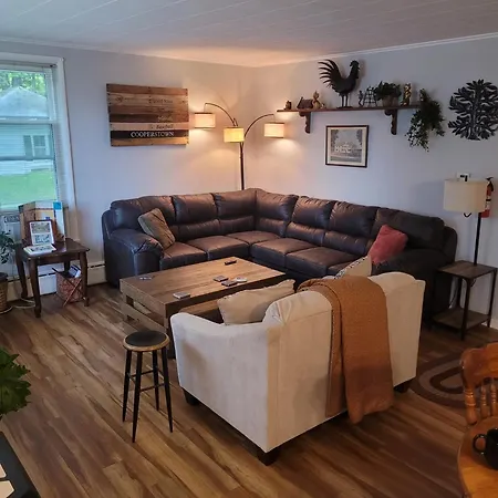 Kountry Living Bed And Breakfast-3