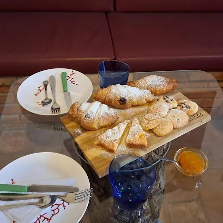 B&B Le Vie del Borgo-3