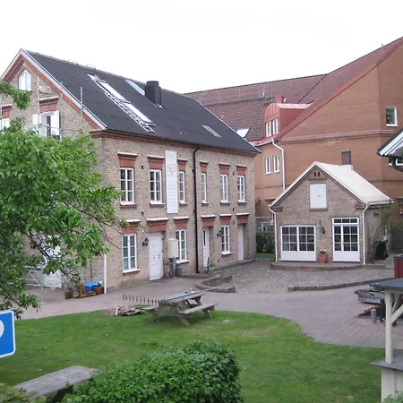 Ahus B&B Och Vandrarhem-2