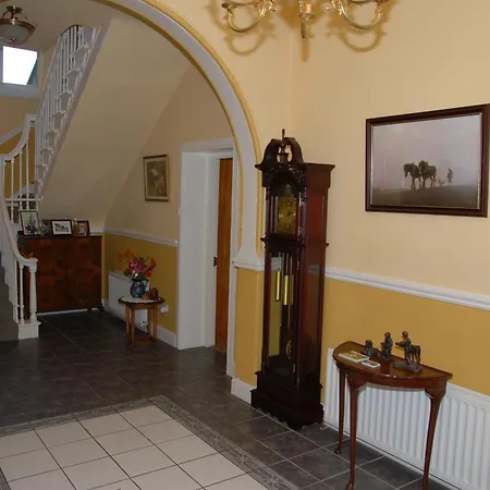 Kilburn House B&B-2