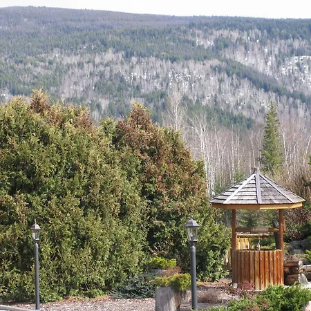 Blue Grouse Country Inn-3