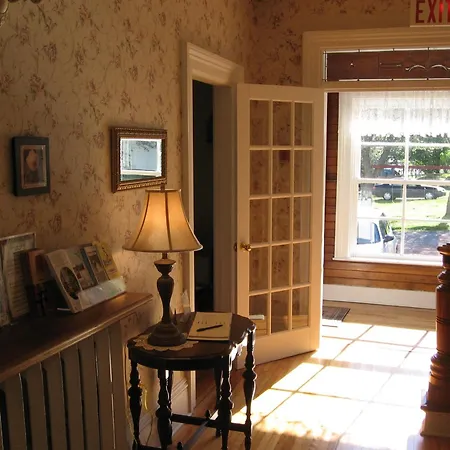 Louisbourg Heritage House-3