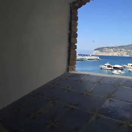 Yacht Club Capo Cervo Suites B&B-2