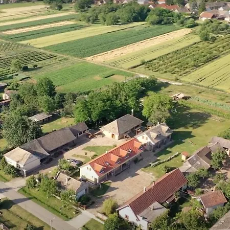 Sobe Kod Baje - Baranjska Kuca-2