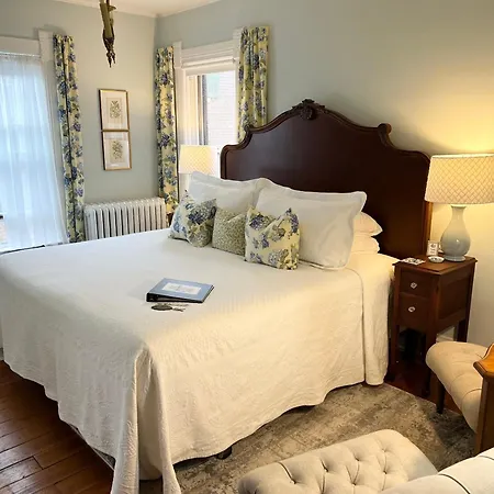 Lamberson Guest House-2