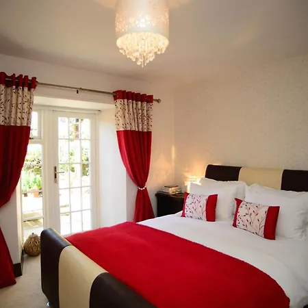 Birdsong Cottage Bed And Breakfast-2