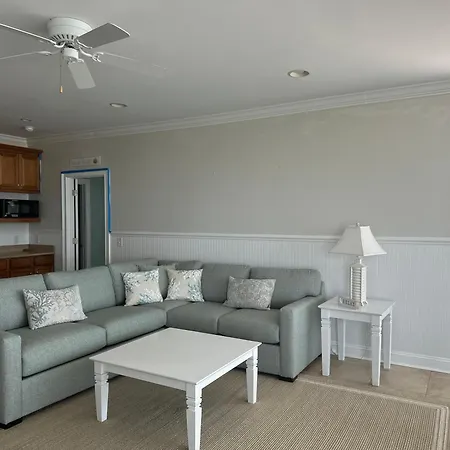Southern Charm Of Holden Beach-3