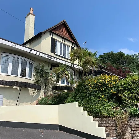 Burleigh House-3