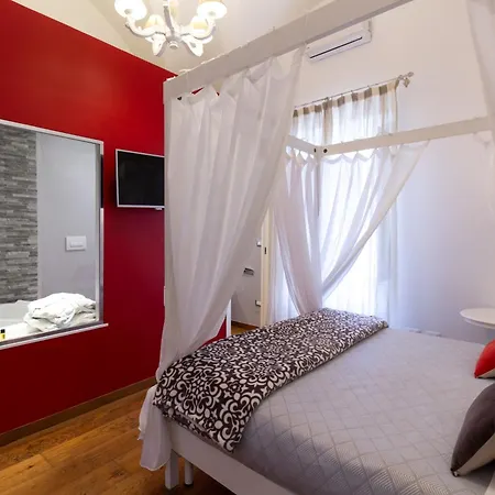 Le Nicchie Luxury Rooms-3
