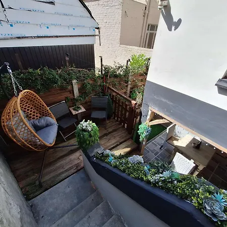 Chez Ba'Nus-2