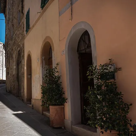 B&B Borgo Capitano Collection Albergo Diffuso, Village Experience - Centro Storico-3