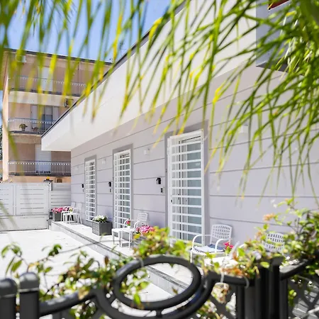 La Perla Luxury Rooms-2