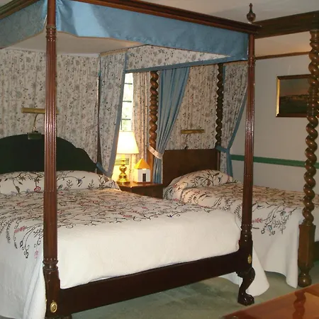 Newport House Bed & Breakfast-3