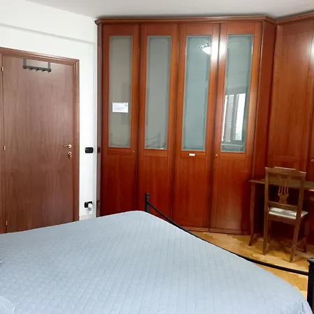 B&B Rose Osimo-3