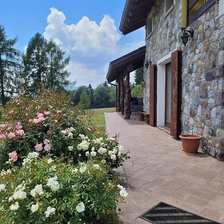Cinque Abeti Agrialloggio Mountain Lake Iseo Hospitality-3